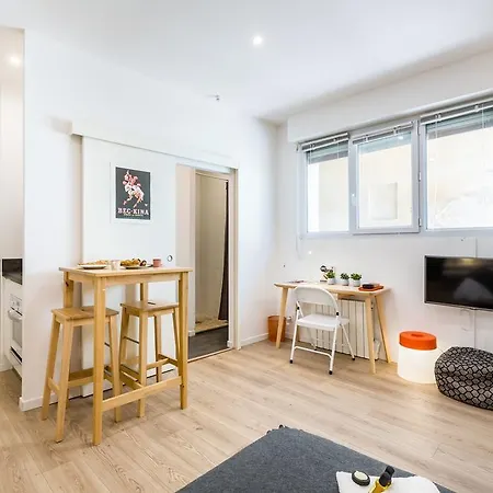 Clublord - Lovely Studio Next To The Tram 波尔多